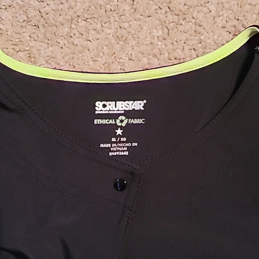 Scrub jacket - Picture 2 of 2